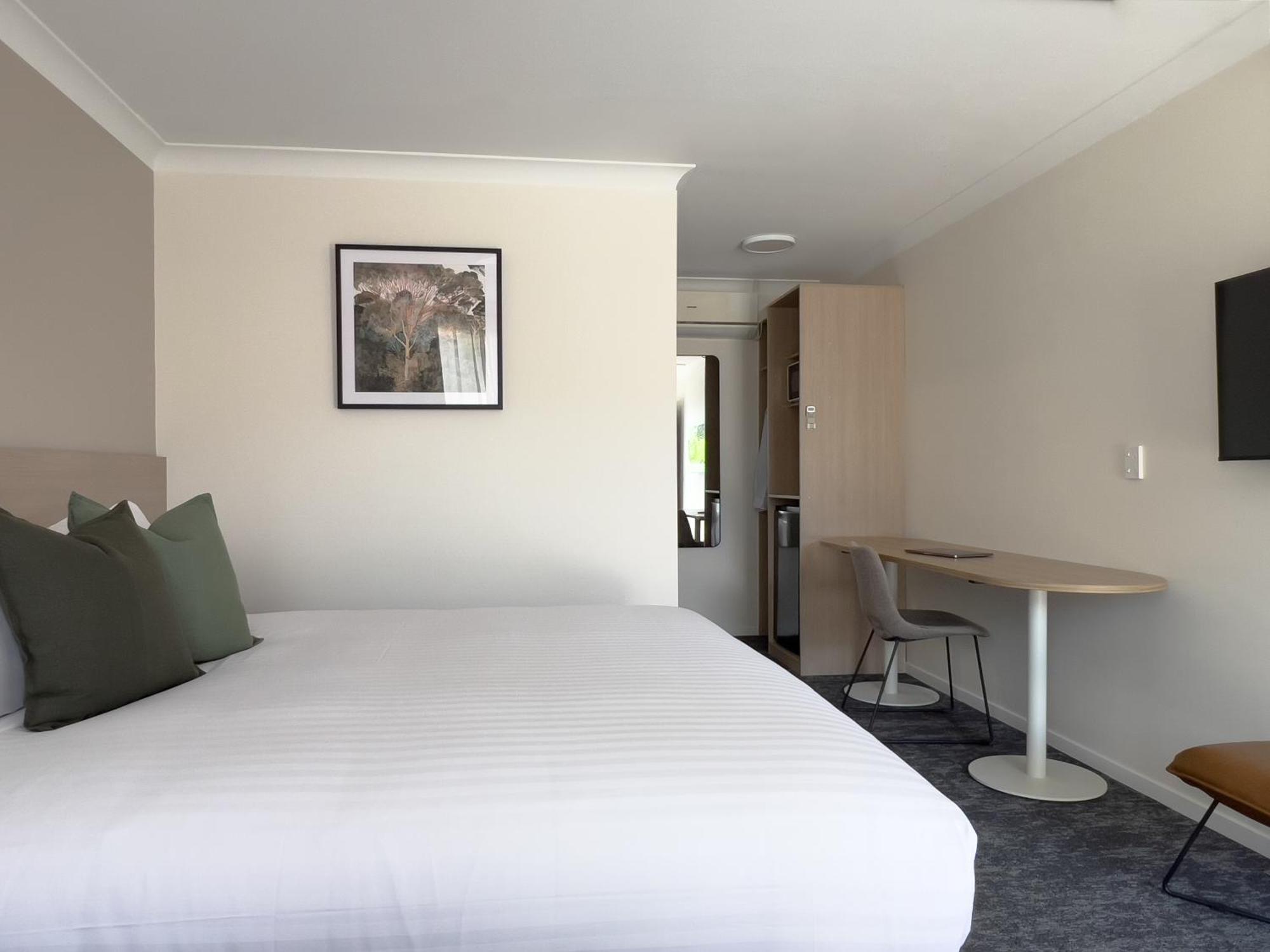 The Phoenix Artesian Spa Resort And Accommodation Moree Exterior photo