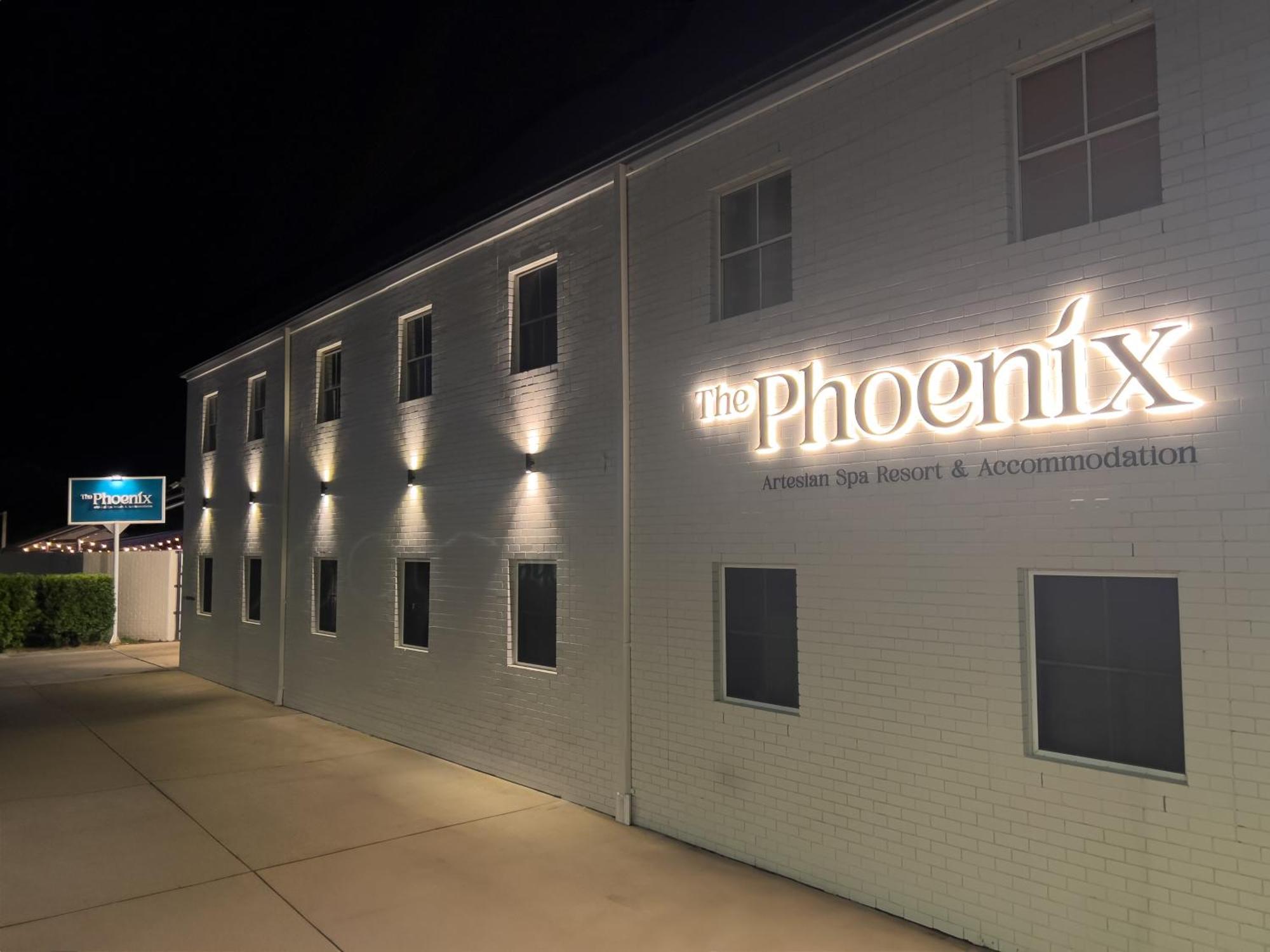 The Phoenix Artesian Spa Resort And Accommodation Moree Exterior photo